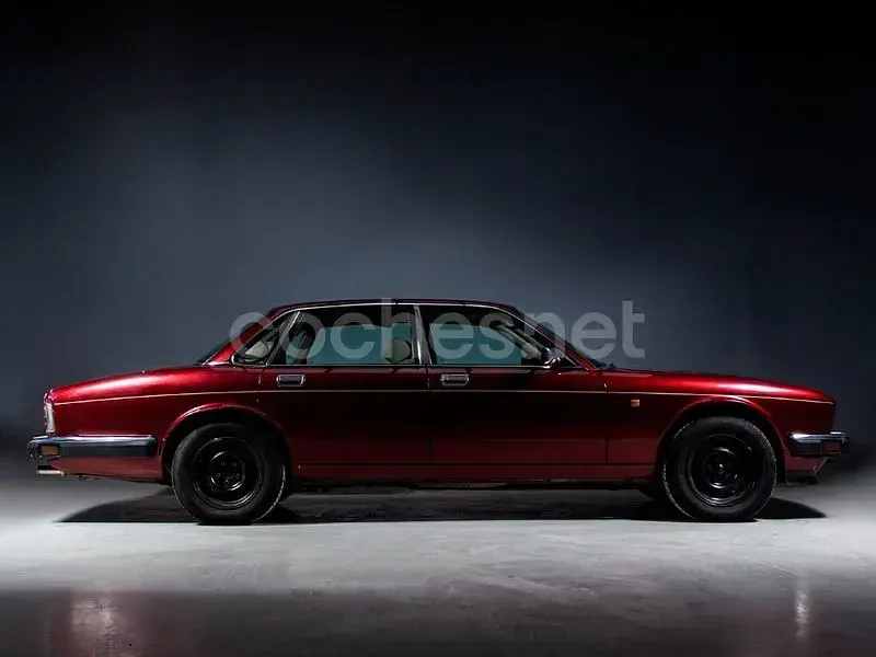 Usado Jaguar XJ6 200 CV (147 kW) 2001 Granate Berlina