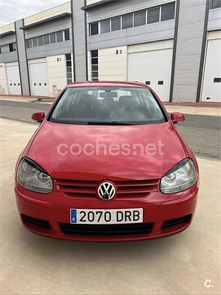Usado VW Golf IV Highline 140 CV (102 kW) 2005 Rojo Berlina