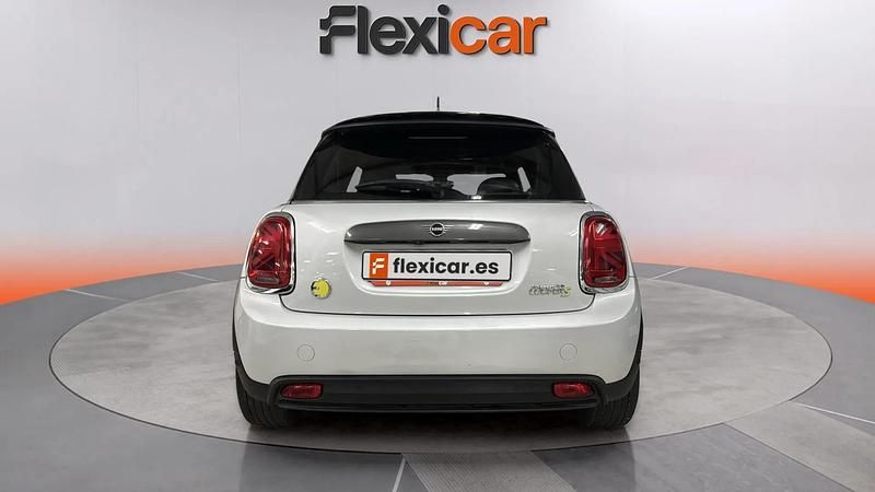 Usado Mini Cooper SE 135 kW (184 CV) 2020 Gris Utilitario