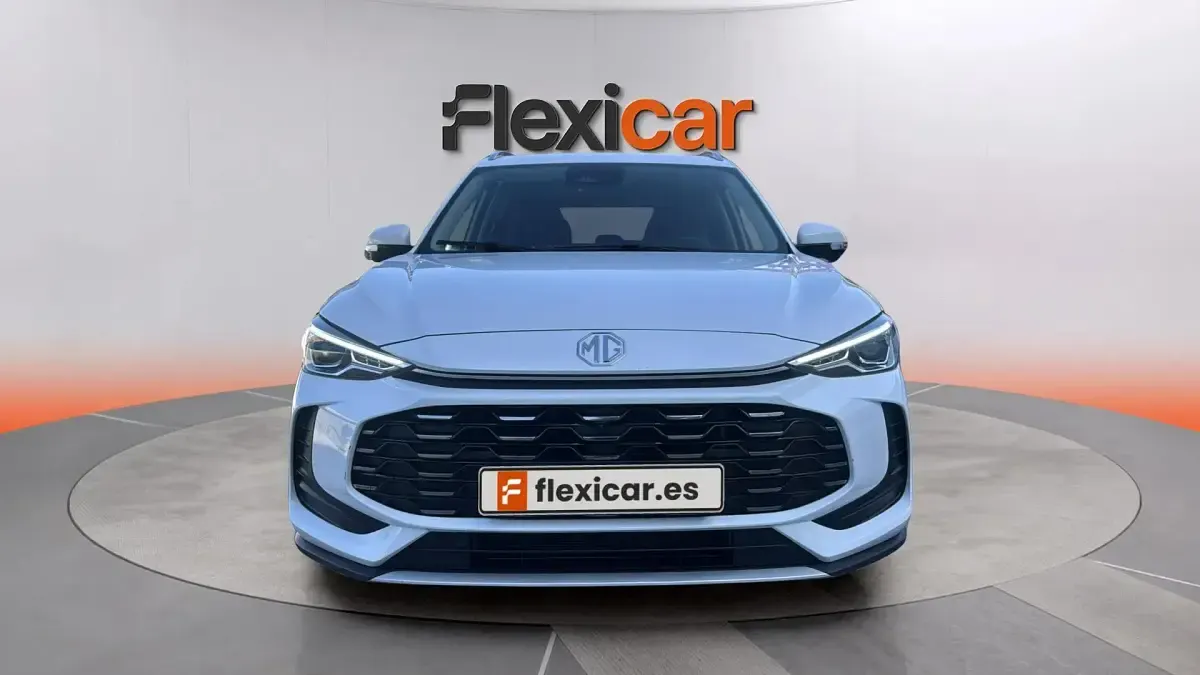 Usado MG ZS Luxury 197 CV (144 kW) 2025 Blanco SUV