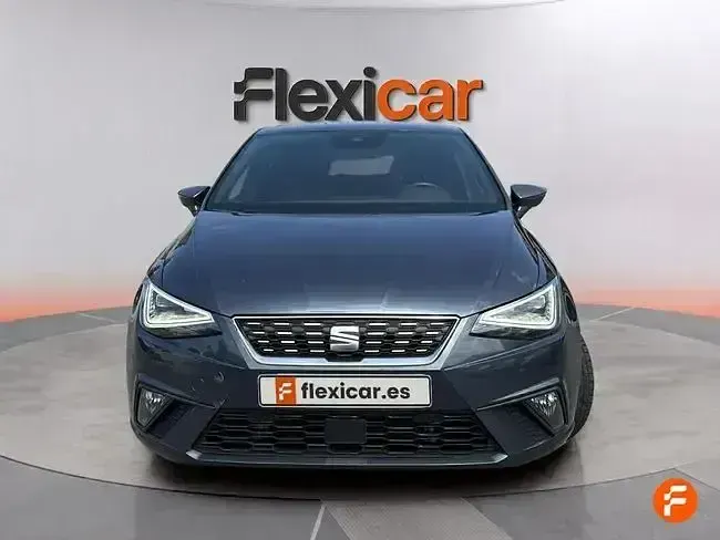 Usado Seat Ibiza XCELLENCE 115 CV (84 kW) 2024 Gris Utilitario