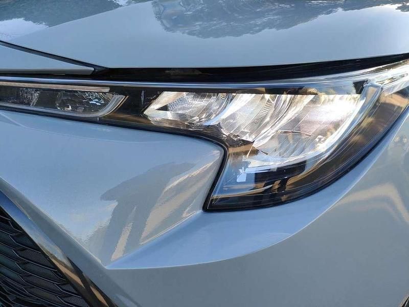 Usado Toyota Corolla Active 122 CV (89 kW) 2019 Gris Utilitario