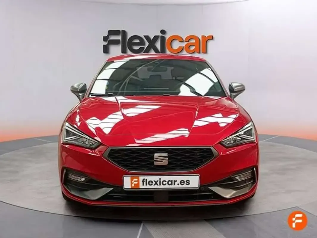 Usado Seat Leon FR 204 CV (150 kW) 2020 Burdeos Utilitario