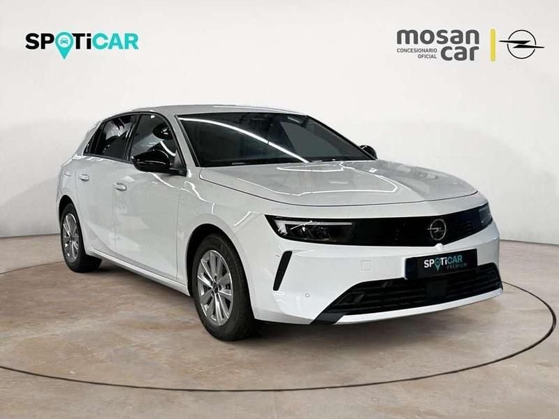 Novo Opel Astra Edition 145 HP (106 kW) 2025 Branco Citadino