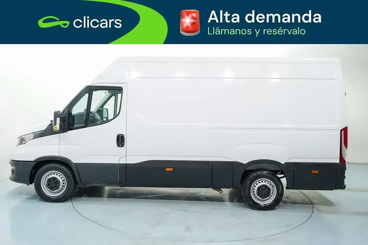 Usado Iveco Daily 156 CV (114 kW) 2021 Blanco Van
