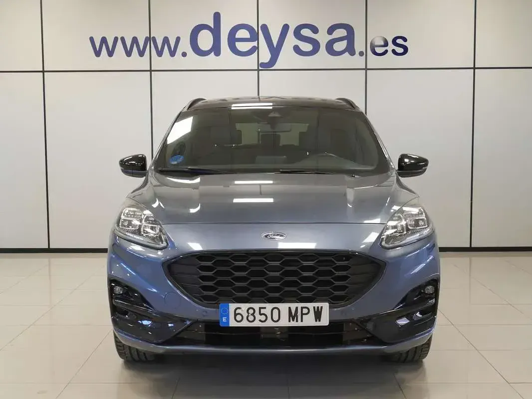 Usado Ford Kuga ST-Line X 224 CV (164 kW) 2024 Azul SUV