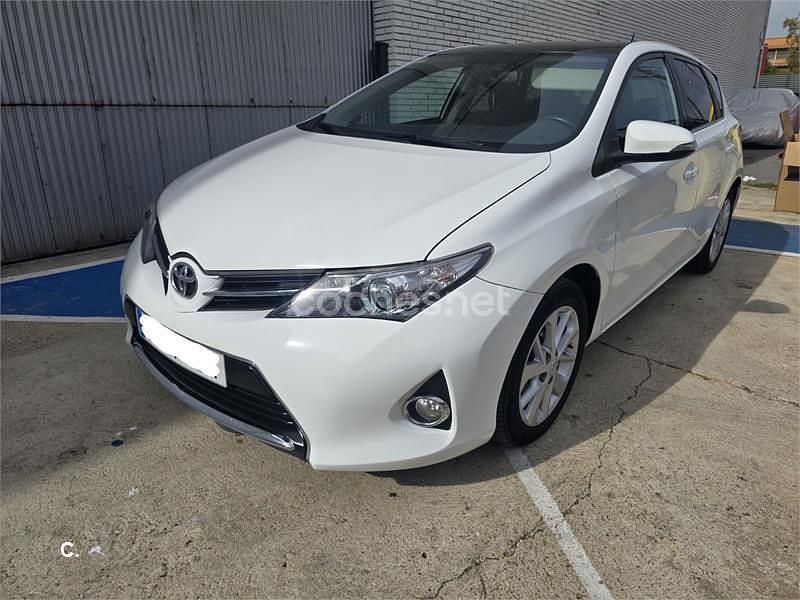 Blanco Usado 2014 Toyota Auris Active Berlina | 10.500 € (Precio justo) - Imagen 1/4