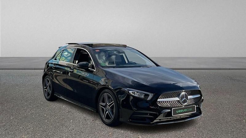 Usado Mercedes A180 AMG line 136 CV (100 kW) 2019 Negro