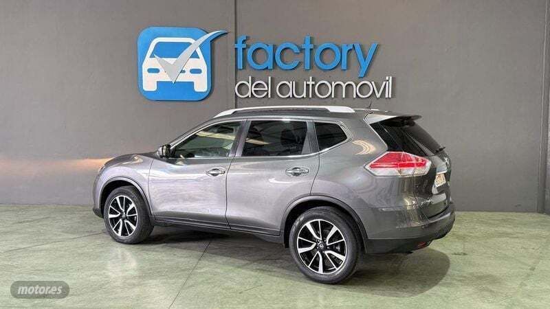 Usado Nissan X-Trail N-Connecta 128 CV (94 kW) 2016 Gris SUV