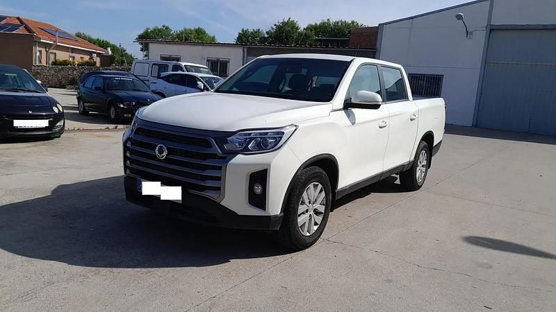 Blanco Usado 2023 Ssangyong (KGM) Musso Recogida | 24.000 € - Imagen 1/4