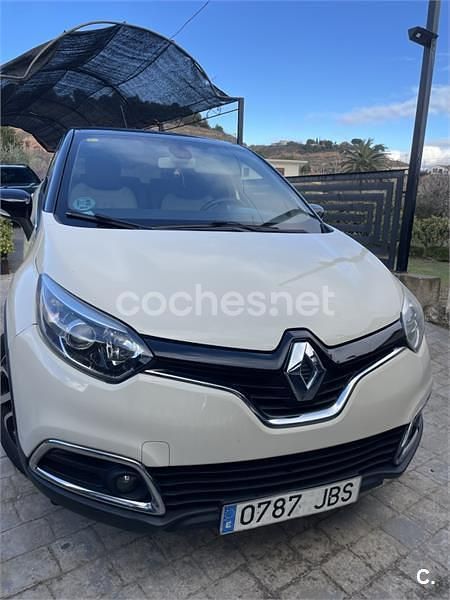 Usado Renault Captur Zen 120 CV (88 kW) 2014 Blanco SUV