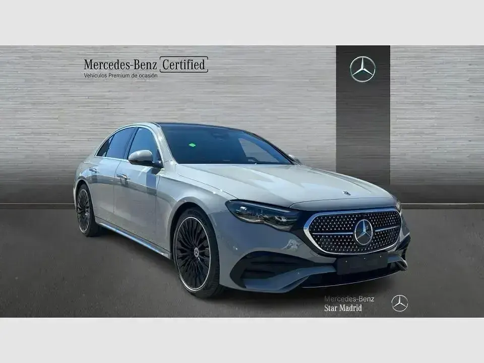 Usado Mercedes E220 197 CV (144 kW) 2026 Gris Berlina