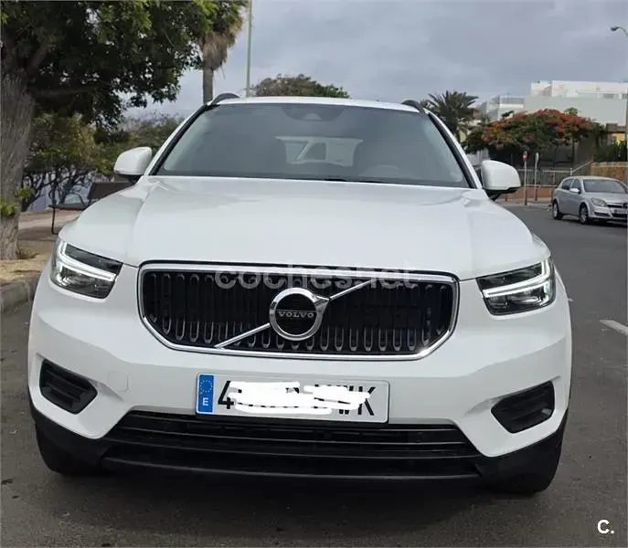 Usado Volvo XC40 156 CV (114 kW) 2019 Blanco SUV