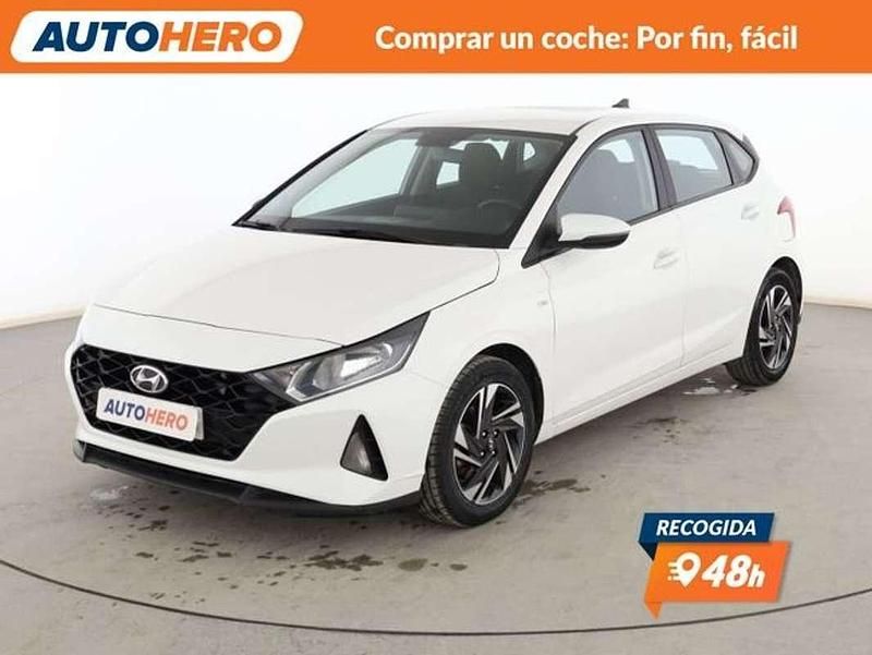 Usado Hyundai i20 101 CV (74 kW) 2021 Blanco Utilitario