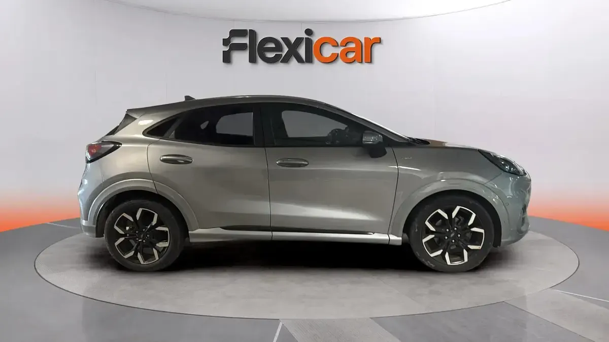 Usado Ford Puma ST-Line X 156 CV (114 kW) 2023 Gris SUV
