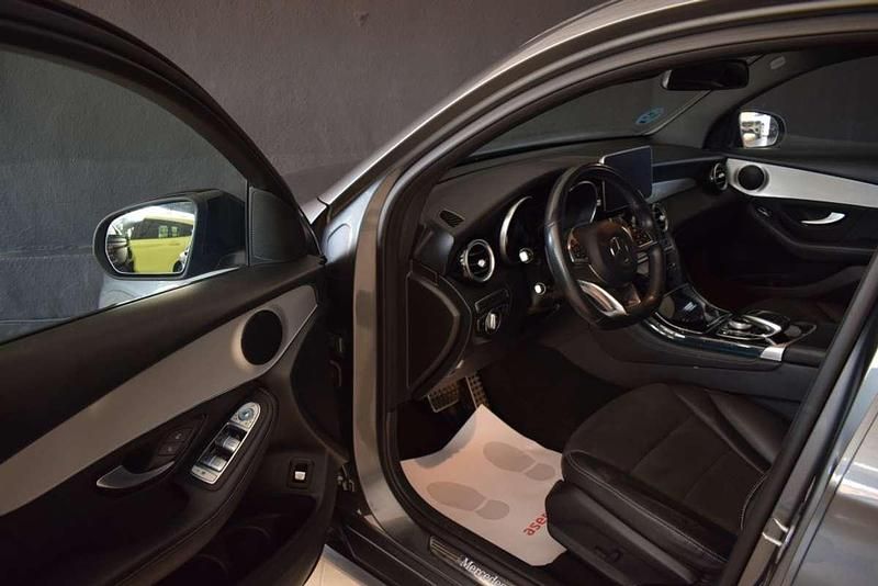 Gris / plata Usado 2019 Mercedes GLC220 Coupe | 36.900 € (Buen precio) - Imagen 1/4