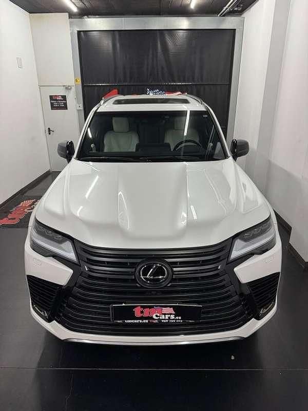 Usado Lexus LX600 2024 Blanco SUV