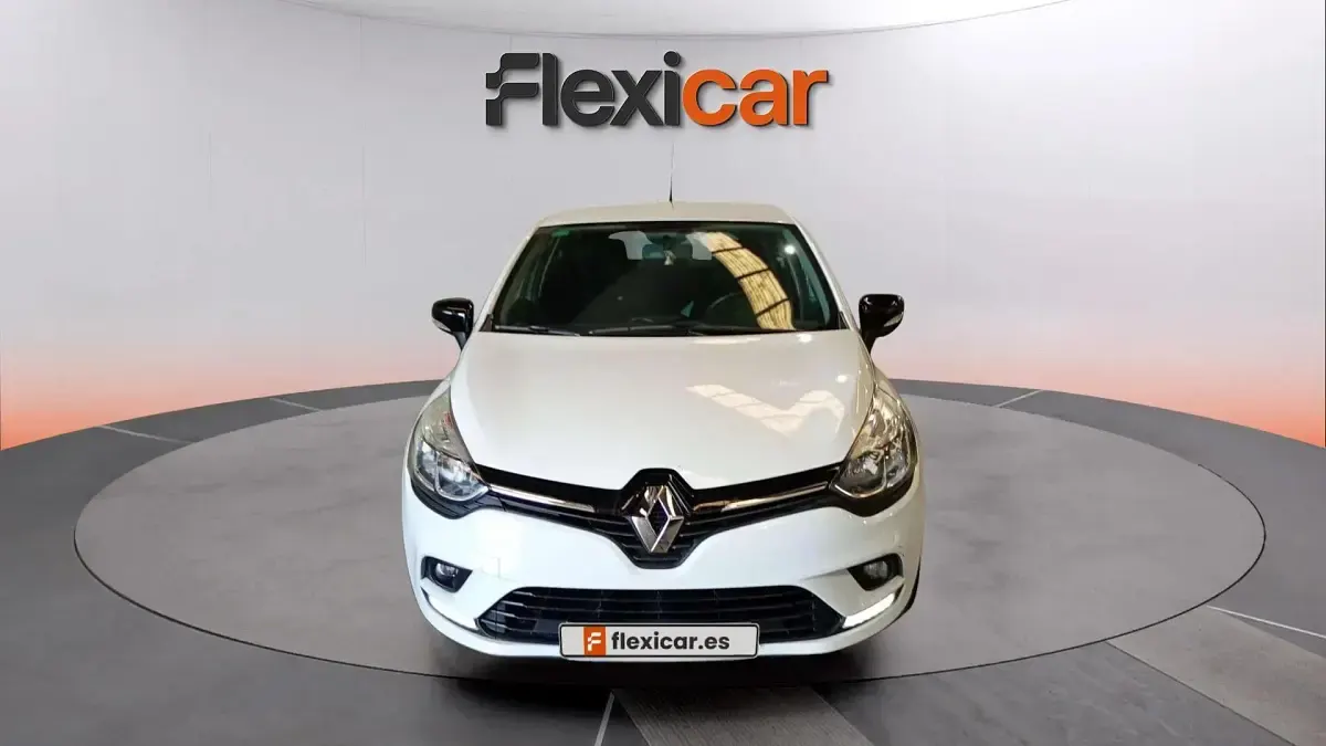 Usado Renault Clio IV Zen 90 CV (66 kW) 2017 Blanco Berlina