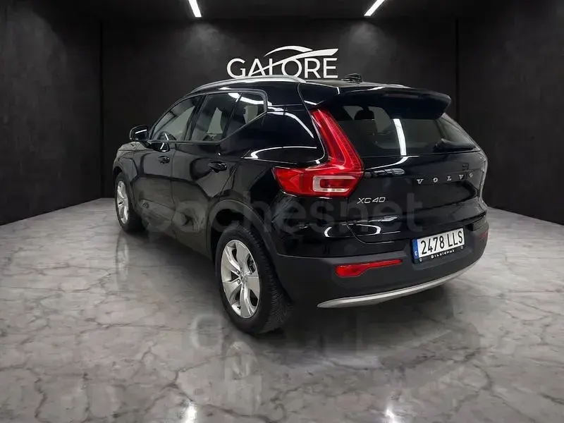 Usado Volvo XC40 163 CV (119 kW) 2021 Negro SUV