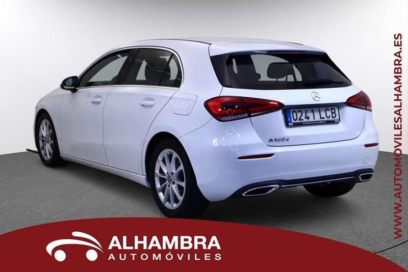 Usado Mercedes A180 116 HP (85 kW) 2020 Citadino