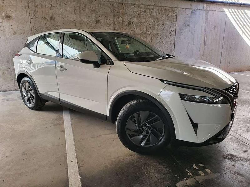 Usado Nissan Qashqai Acenta 139 CV (102 kW) 2022 Blanco SUV