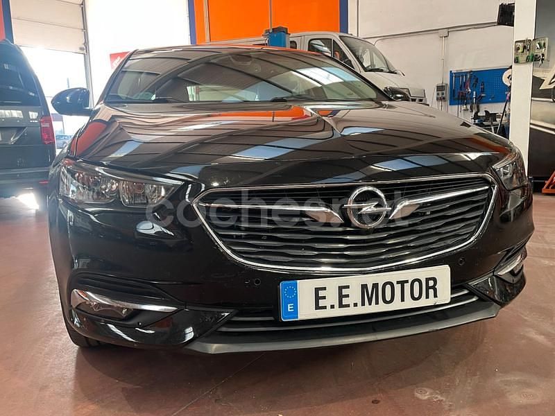 Usado Opel Insignia Ultimate 165 CV (121 kW) 2020 Negro Berlina