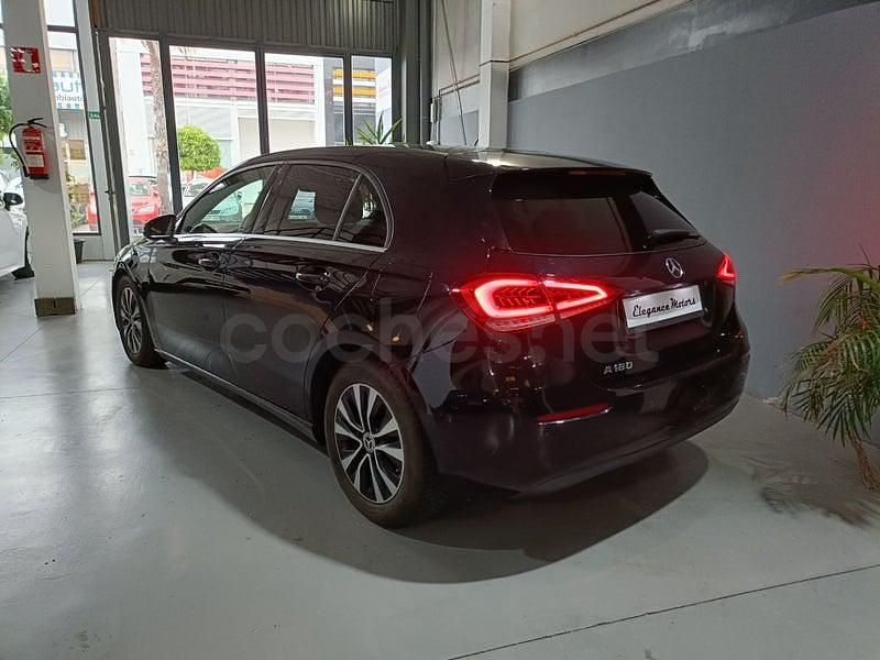 Usado Mercedes A180 136 CV (100 kW) 2020 Negro Berlina