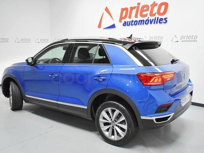 Usado VW T-Roc Advance 115 CV (84 kW) 2021 Azul SUV
