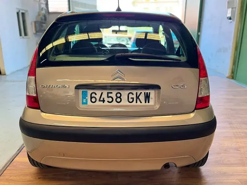 Usado Citroën C3 Furio 61 CV (44 kW) 2009 Beige Berlina