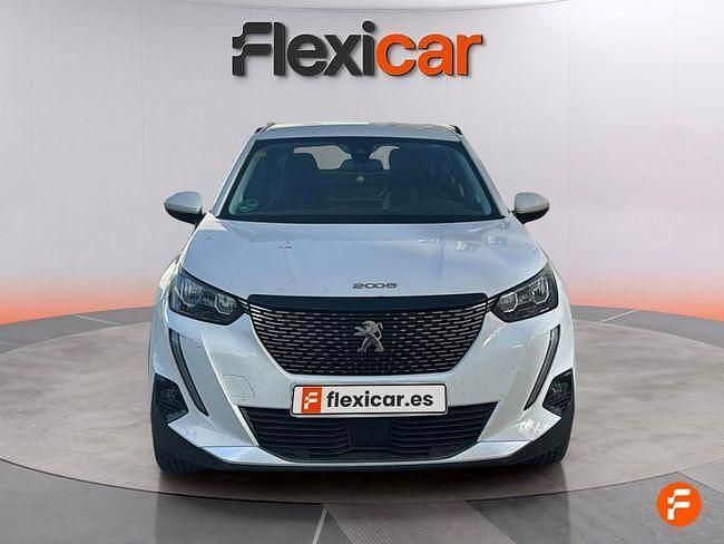 Usado Peugeot 2008 Active 100 CV (73 kW) 2021 Blanco SUV