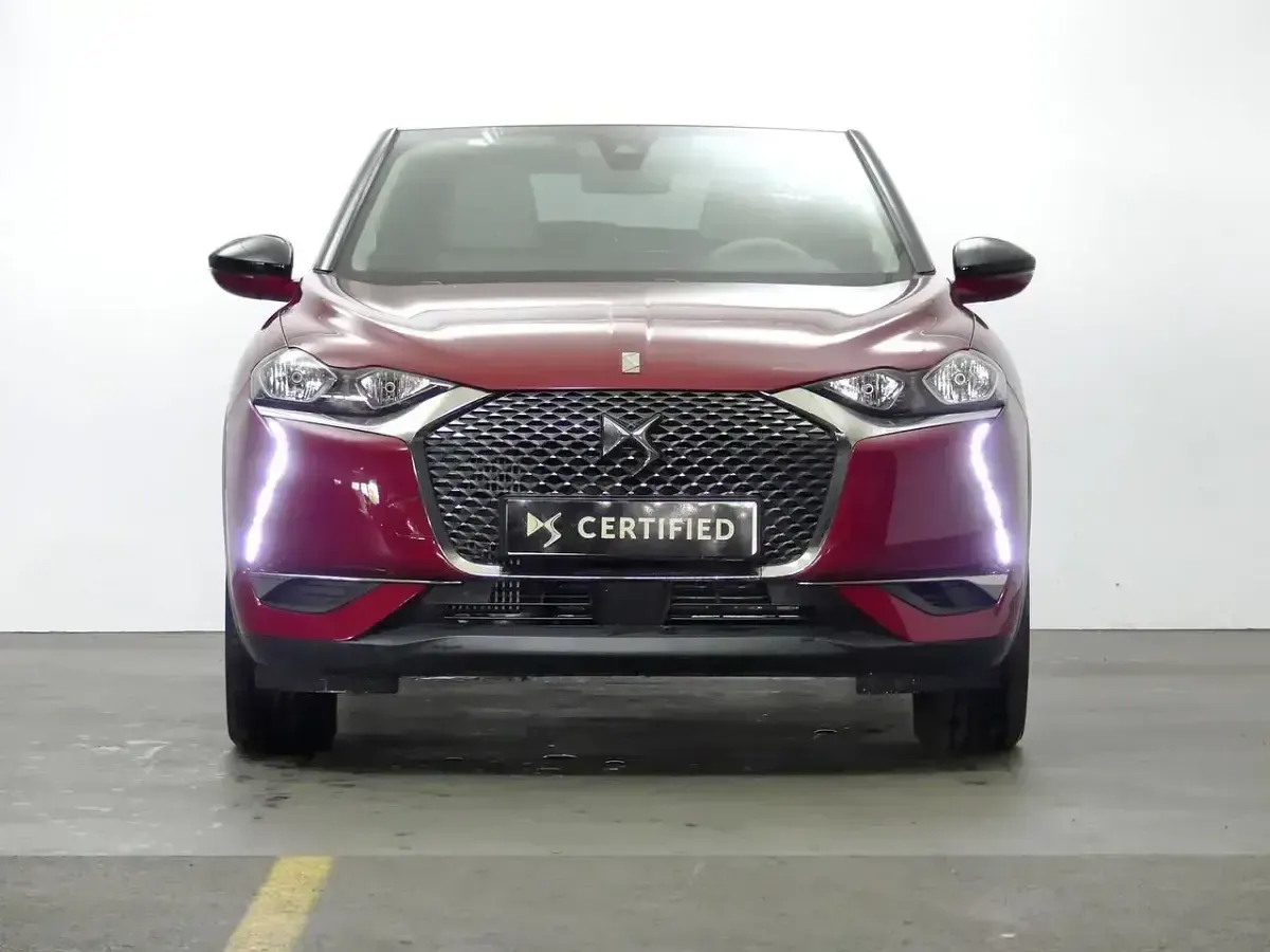 Usado DS Automobiles DS3 Crossback Connected Chic 100 CV (73 kW) 2020 Rojo SUV