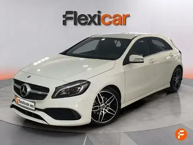 Begagnad Mercedes A200 136 HK (100 kW) 2018 Vit
