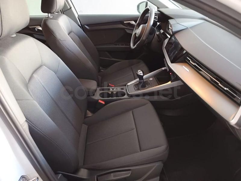 Usado Audi A3 116 CV (85 kW) 2021 Blanco Berlina
