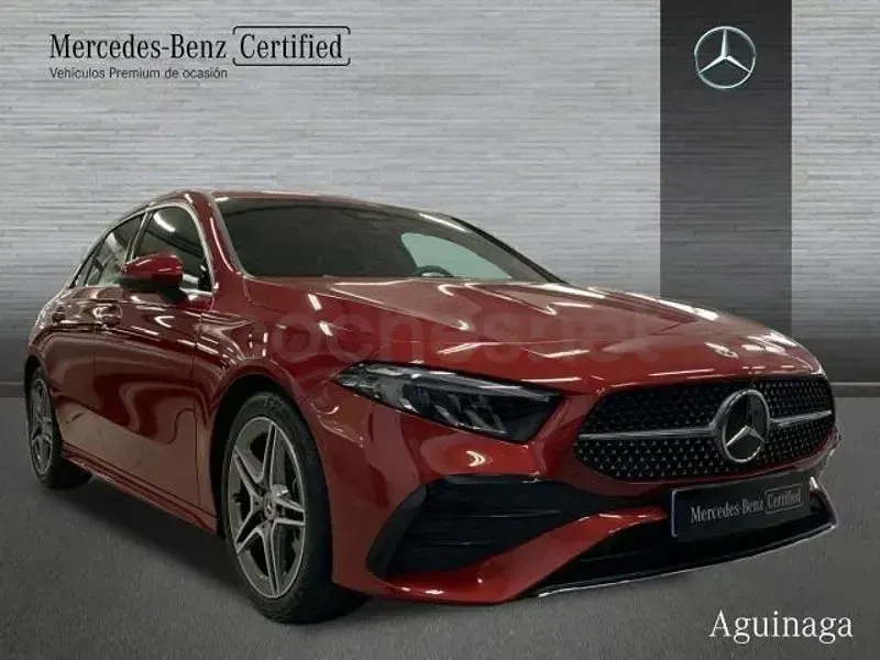 Nuevo Mercedes A200 163 CV (119 kW) 2026 Rojo Berlina