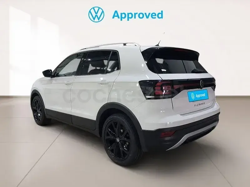 Usado VW T-Cross Sportline 110 CV (80 kW) 2022 Blanco SUV