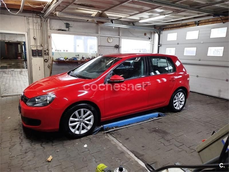 Usado VW Golf VI Advance 122 CV (89 kW) 2009 Rojo Utilitario