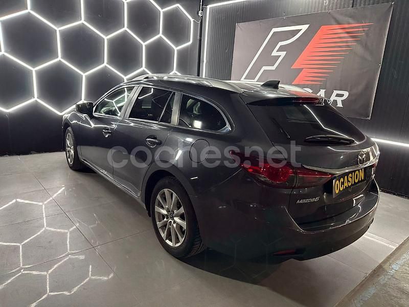 Usado Mazda 6 Luxury 150 CV (110 kW) 2014 Gris / plata Familiar