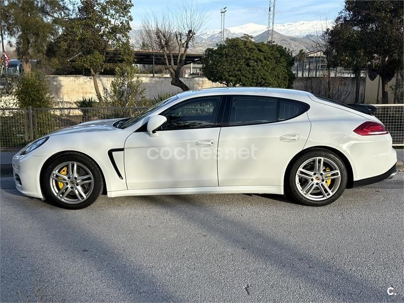 Usado Porsche Panamera 310 CV (228 kW) 2015 Blanco Utilitario