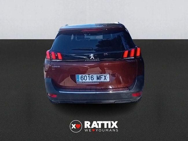 Usado Peugeot 5008 Allure 131 CV (96 kW) 2023 Negro SUV