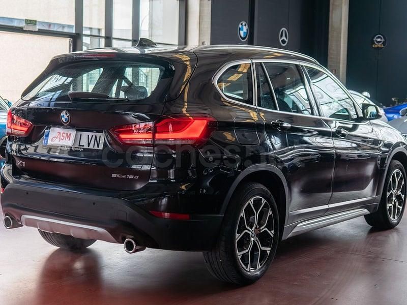 Usado BMW X1 Sport Line 150 CV (110 kW) 2022 Negro SUV