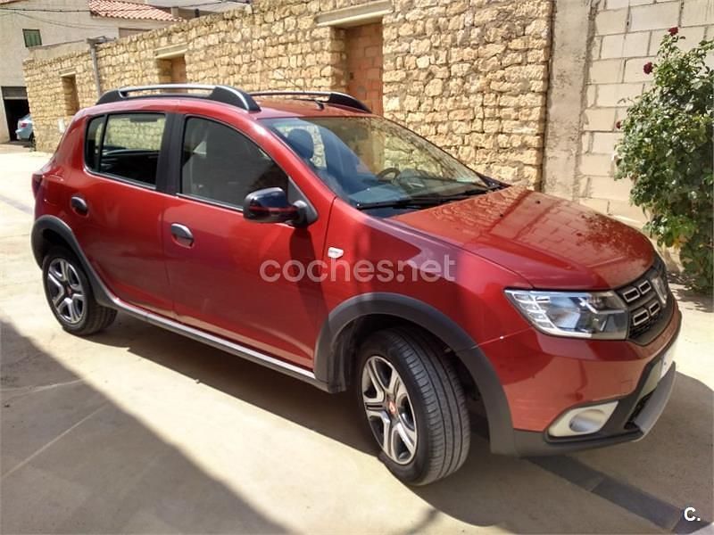Brugt Dacia Sandero Stepway 90 HK (66 kW) 2019 Rød Sedan