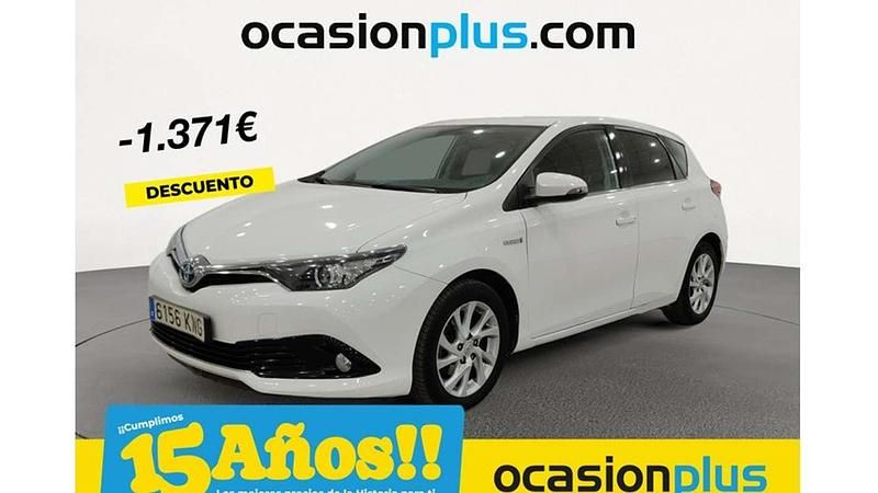 Blanco Usado 2018 Toyota Auris Hybrid Active Utilitario | 13.355 € (Buen precio) - Imagen 1/4