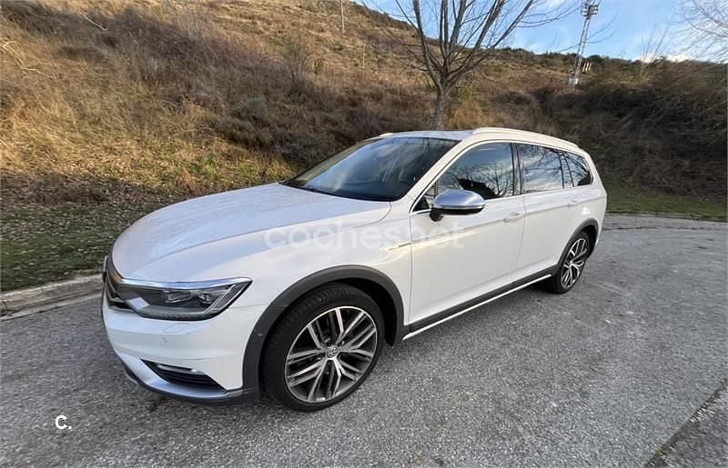 Blanco Usado 2016 VW Passat Alltrack Familiar | 13.900 € - Imagen 1/4