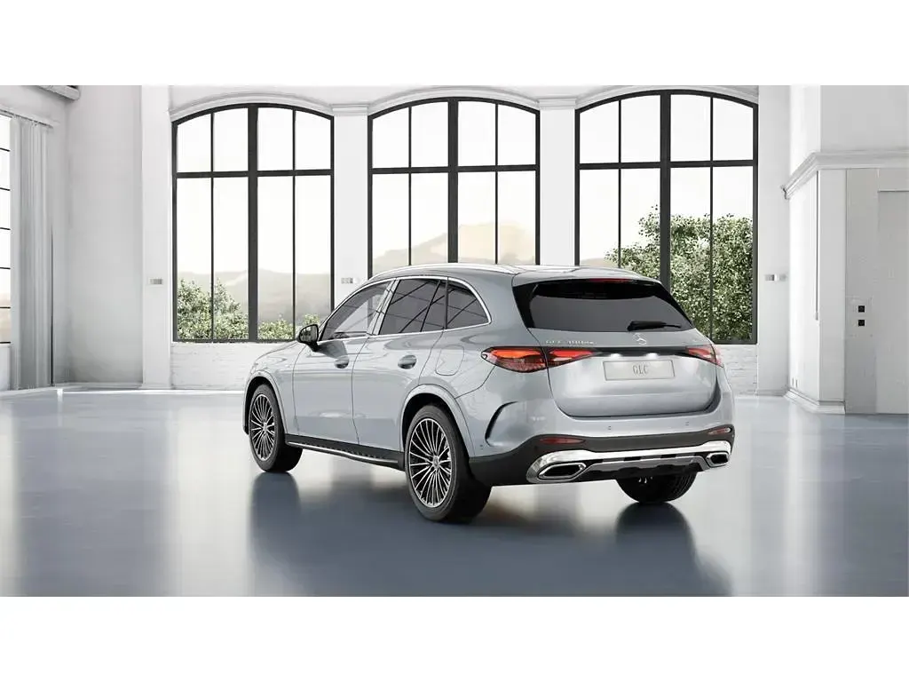 Nuevo Mercedes GLC300e 333 CV (244 kW) 2025 Plata hightech SUV
