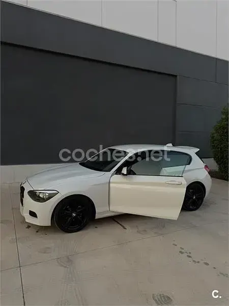 Usado BMW 116 Sport Line 122 CV (89 kW) 2013 Blanco Utilitario