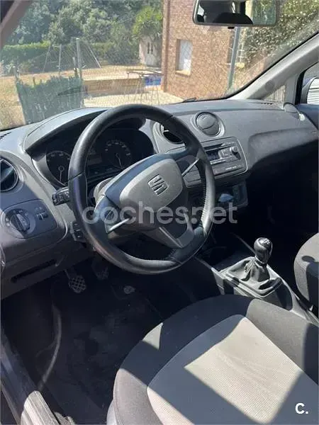 Usado Seat Ibiza Style 105 CV (77 kW) 2014 Negro Berlina