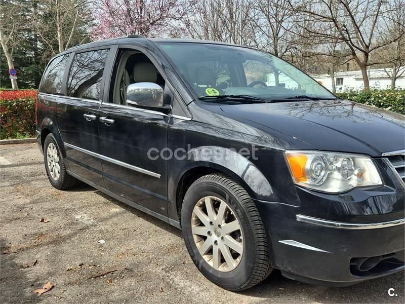 Usado Chrysler Grand Voyager Limited 163 CV (119 kW) 2011 Negro Monovolumen
