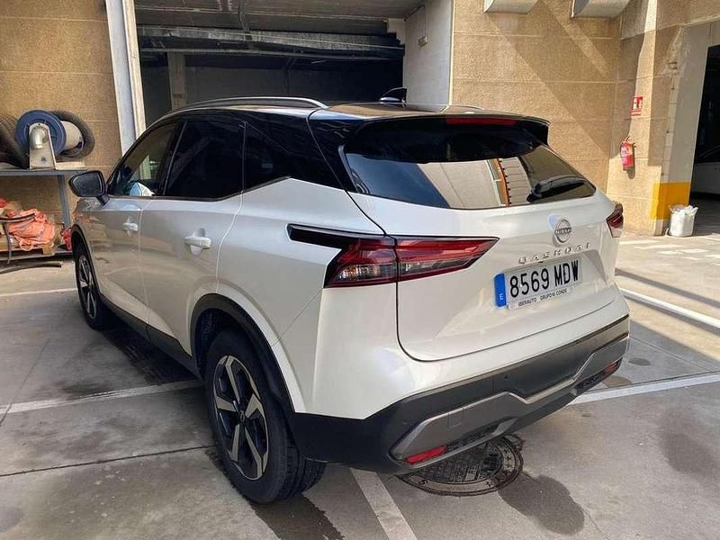 Usado Nissan Qashqai N-Connecta 141 CV (103 kW) 2023 Blanco SUV