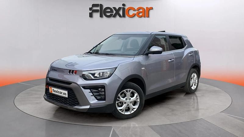 Usado Ssangyong (KGM) Tivoli 135 CV (99 kW) 2025 Gris SUV
