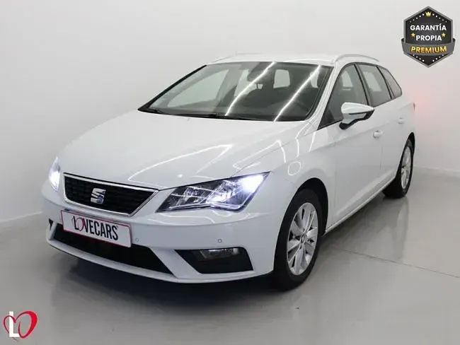 Usado Seat Leon ST Style 115 CV (84 kW) 2020 Blanco Familiar